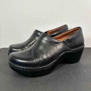 Ariat Black Leather Clogs Mules Women’s 8B Comfort Work Shoes